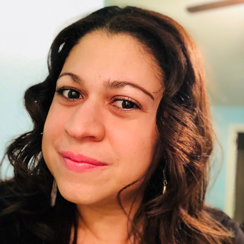 Meet your Posher, Daniela